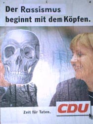 Wahlplakate überall verschönern ... grins!